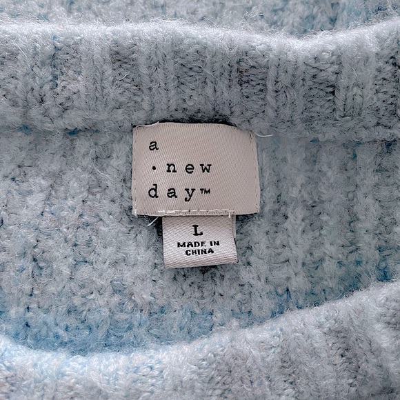 A New Day Fuzzy Sweater Size L - Picture 2 of 6